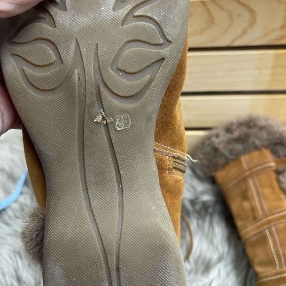 𝅺WINTER Suede Boots by Navid O Nadia - Picture 4 of 8